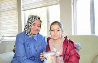 Gediz’de minik yüreklerden iç ısıtan davranış