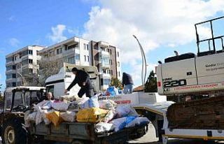Gediz’den deprem bölgesine ekipman desteği