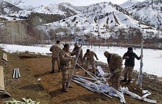 Genç’te evleri hasar gören vatandaşlar için...