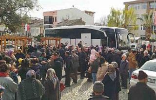 Gerze’de 42 kişilik umre kafilesi dualarla uğurlandı