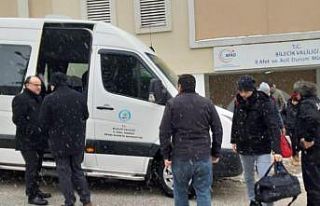 Gönüllüler deprem bölgesine gitti