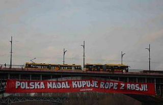 Greenpeace aktivistleri: "Polonya hala Rus petrolü...