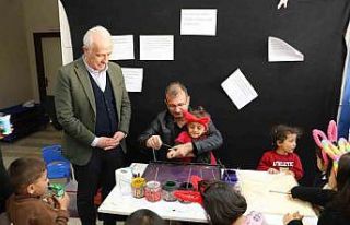 Gültak, depremzedelerle bir araya geldi