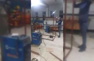 Güroymak’ta depremzedeler için mobil tuvaletler...