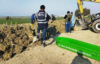 Hatay’da cenazeler defnediliyor