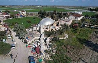 Hatay’da depremde zarar gören camiler havadan görüntülendi