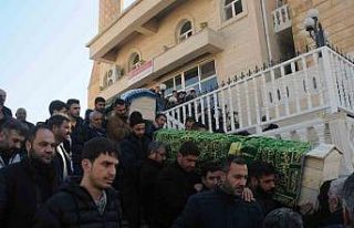Hatay’da enkazdan çıkarılan Değer çifti Cizre’de...