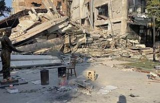 Hatay’ın simgelerinden olan "künefe çeviren...