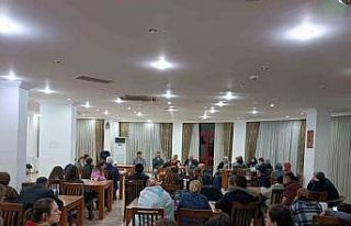 Hayatını kaybeden depremzedeler için Kur’an-ı...