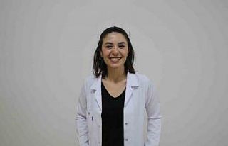 İç Hastalıkları Uzm. Dr. Ezgi Emre görevine başladı