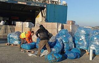 İhtiyaç malzemeleri deniz yoluyla gönderiliyor