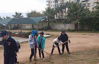 İzciler fidan dikti