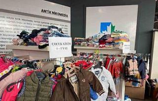 İzmit Belediyesi’nden depremzedelere eğitim ve...