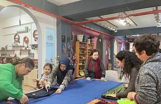 Kadınlar depremzedeler için seferber oldu