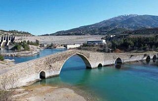 Kahramanmaraş’ın 500 yıllık köprüsü asrın...