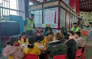 Kahramanmaraş’ta hastanede kalan çocuklara yönelik...