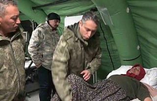 Kahramanmaraş’ta kurulan sahra hastanesi yaralıların...