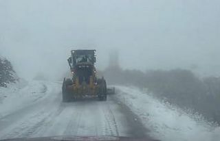 Karakoçan’da kar kalınlığı 30 santimetreyi...