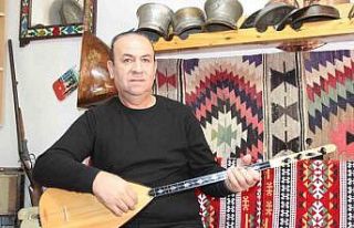 Karamanlı ozandan ‘Yıktı Bizi Bu Deprem’ türküsü