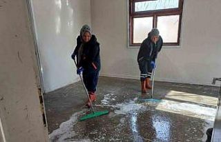 Karesi’de depremzedeler için tahsis edilen evler...