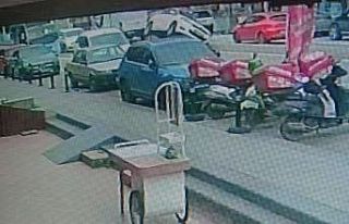 Kartal’da ilginç kaza: Kaza yapan otomobil iki...