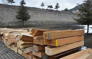 Kastamonu’dan deprem bölgesine 2 bin tabut