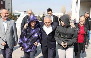 Kayseri Büyükşehir’den Depremzede Öğrencilere...