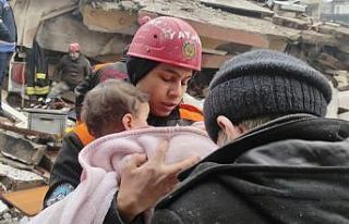 Kayseri İtfaiyesi, deprem bölgesinde 34 vatandaşı...