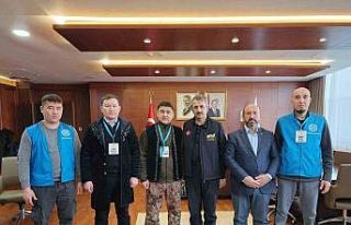 Kazakistan Salih Nesil Vakfı’ndan depremzedeler...