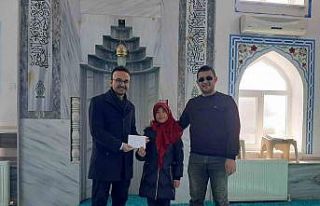 Kazandığı para ödülünü AFAD’a bağışladı