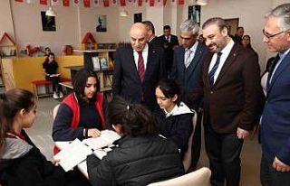 Keçiören Belediyesi’nden kitap ve laboratuvar...