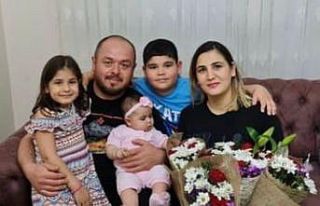 Kendi ailesi enkaz altında kaldı, başka canların...