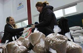 Kırklareli’nden depremzedelere 20 ton kuru gıda...