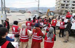 Kızılay hijyen malzemesi dağıtımlarını aralıksız...
