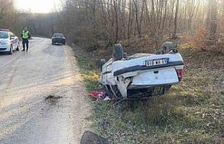 Kontrolden çıkan otomobil takla attı: 3 hafif yaralı