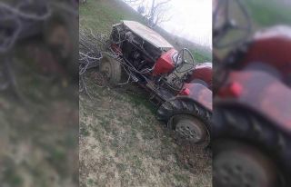 Kontrolden çıkan traktör devrildi: 1 ölü
