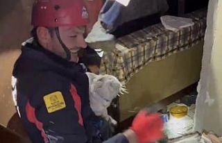 Konya itfaiyesi depremden 11 gün sonra ağır hasarlı...