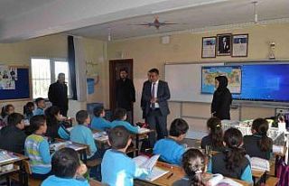 Korkuteli’de 128 depremzede öğrenci okula başladı