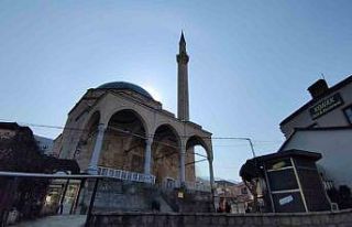 Kosova’da 900 camide depremde hayatını kaybedenler...