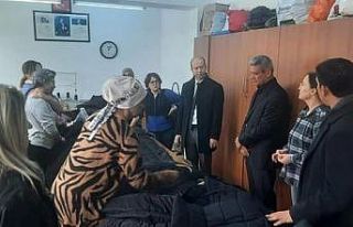 Köyceğiz’de depremzedeler için uyku tulumu, masa...
