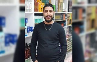 Kozmetik deposundaki yangında 2 kişi hayatını...