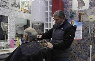 Kuaförler müşterileri için zammı erteliyor