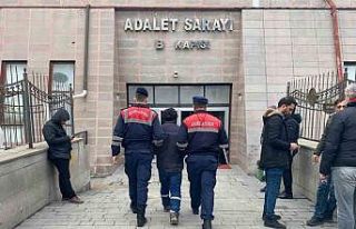 Kullanılmayan fabrikadan 300 kilogram demir çalan...