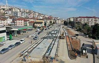 Kuruçeşme tramvay hattı rayları döşeniyor