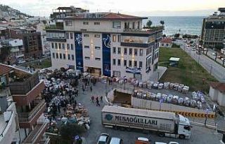 Kuşadası’ndan afet bölgesine destek yağıyor