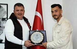 Manisa FK’dan Çağrı Giritlioğlu’na teşekkür...