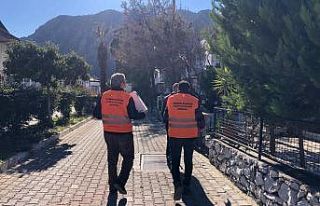 Marmaris depremzedeler için seferber oldu