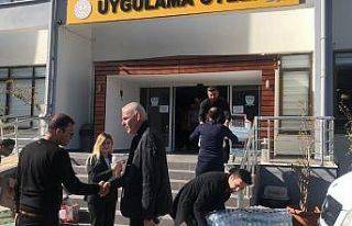 Marmaris’te yardım seferberliği devam ediyor