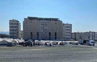 Mehmetçik enkaz kaldırma görevlerine devam ediyor