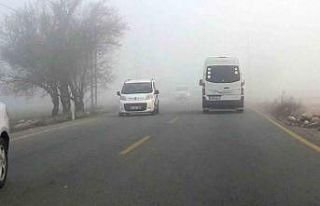 Menteşe’de sisli hava sürücüleri olumsuz etkiledi